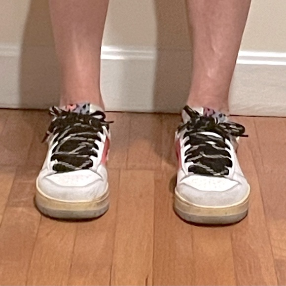 Super cute P448 white, grey, w/sparkly coral, low top sneakers. sz40. - Picture 9 of 12